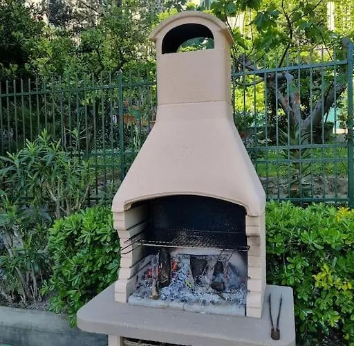 Joanna House - Japartments