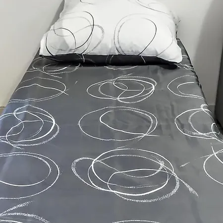 Joanna House - Japartments